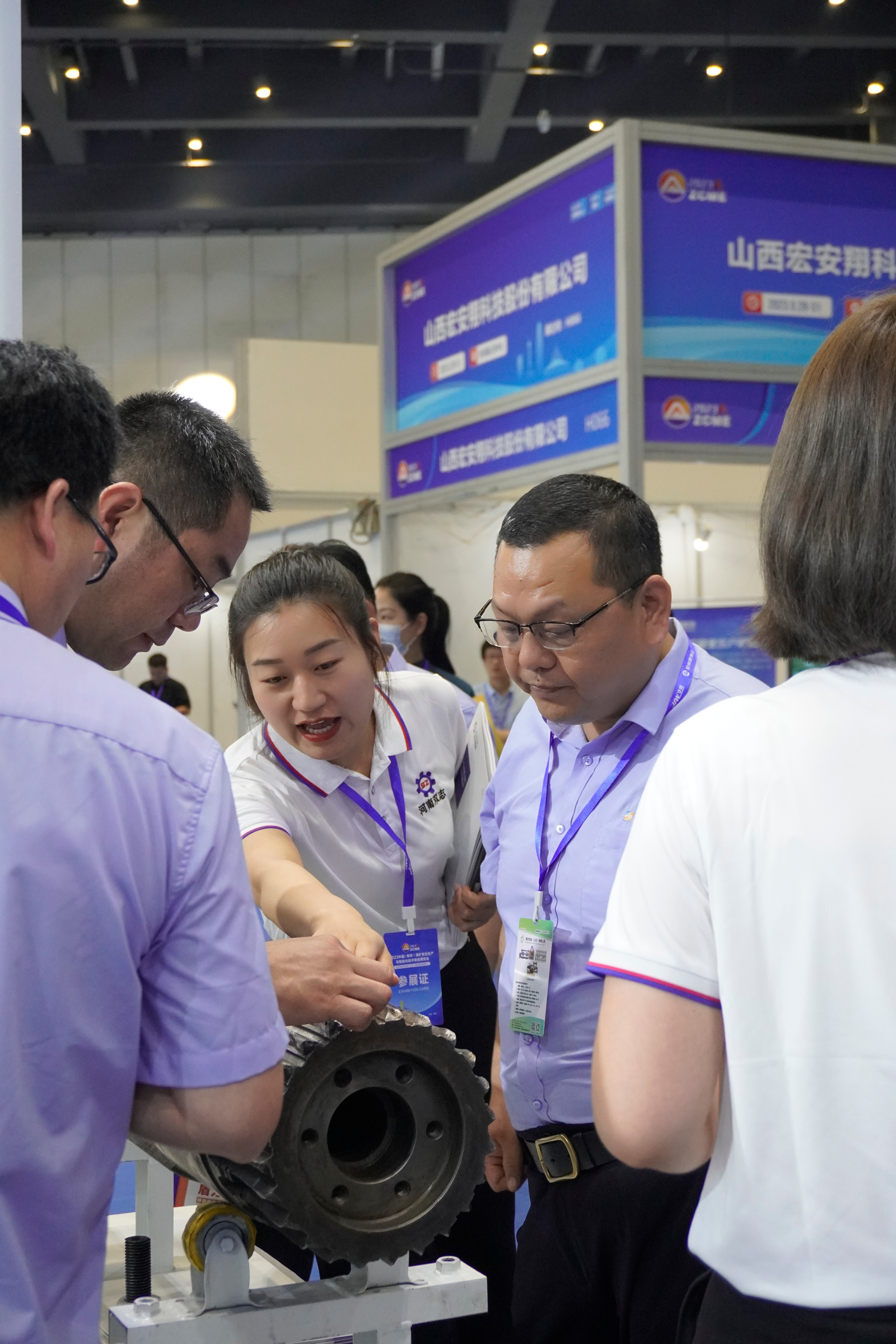 鏈輪軸花鍵維修前后展示、講解