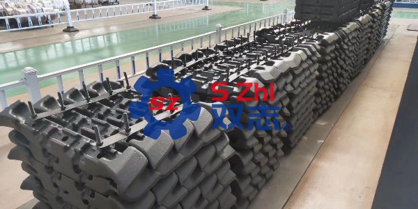 刮板輸送機的刮板一般磨損多少毫米要更換？_河南雙志