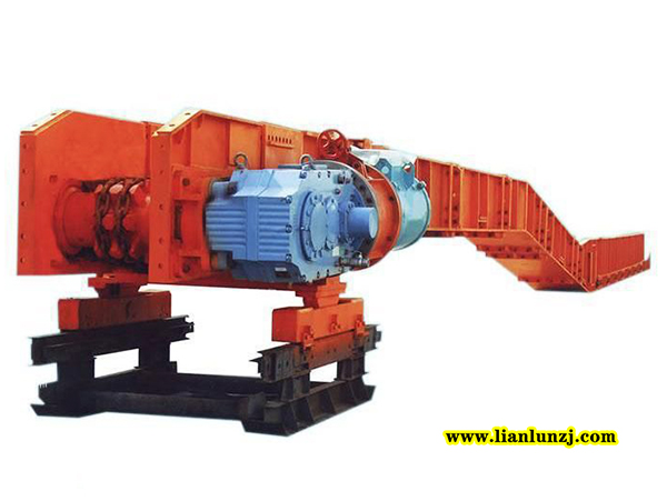 煤礦橋式轉(zhuǎn)載機(jī)移動(dòng)方式