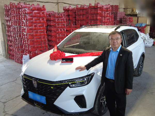 越努力，越幸運(yùn)！河南雙志機(jī)械獎勵優(yōu)秀員工新車